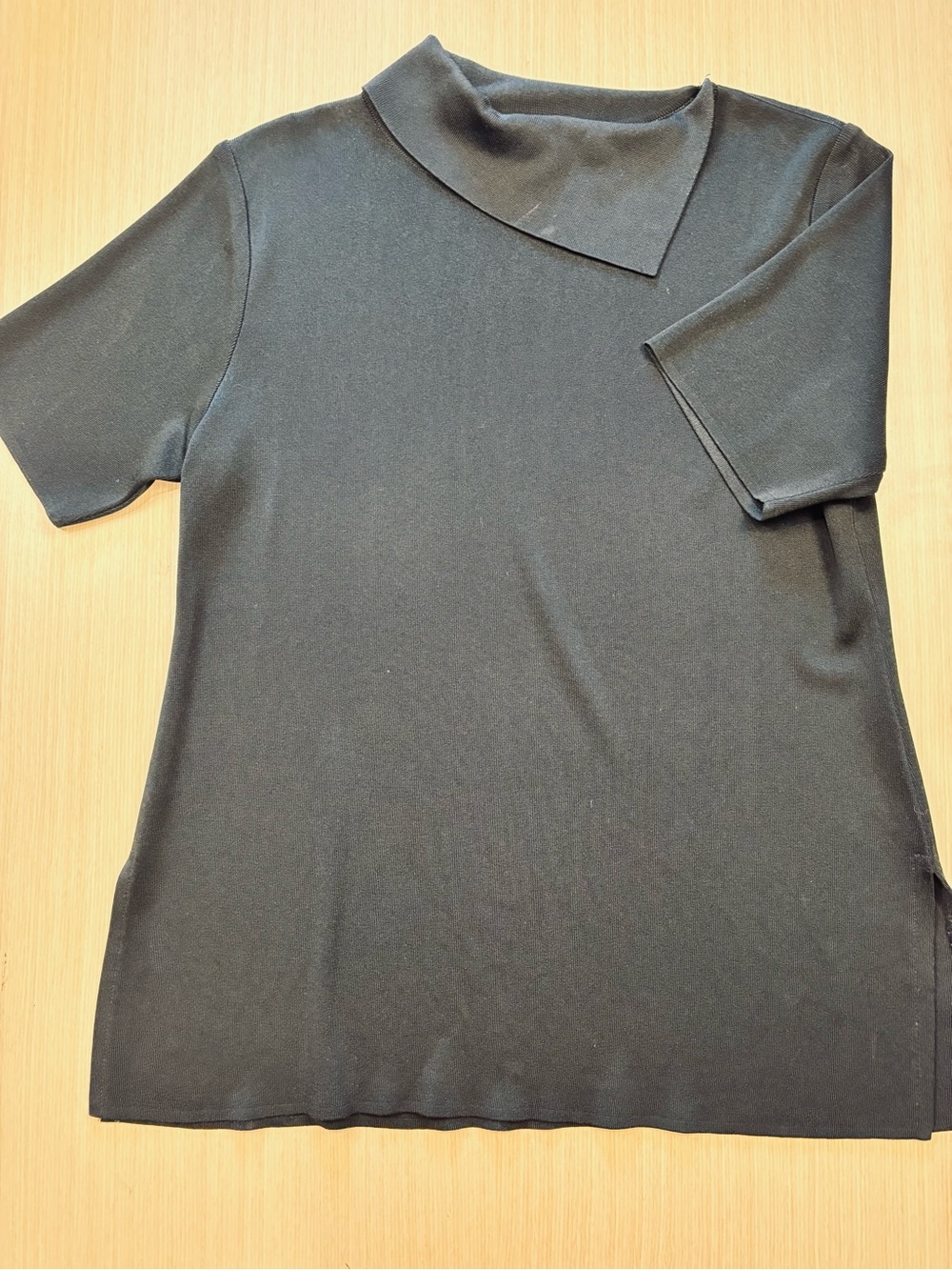 Misook Black Asymmetric Foldover Collar Knit Top Tunic Short Sleeve VTG Sz M